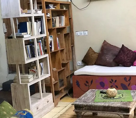 Serenity House 2*